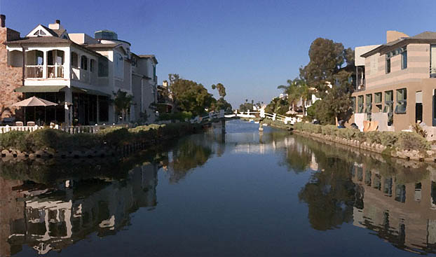 Venice Canals California ~ Real Estate, REALTOR �, Agent, Playa Vista, Playa del Rey Westchester, beach homes, South Bay home listings, Westside homes, property and land Los Angeles Beach Homes