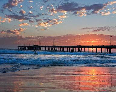Venice sunset California ~  Real Estate, REALTOR �, Agent, Playa Vista, Playa del Rey Westchester, beach homes, South Bay home listings, Westside homes, property and land Los Angeles Beach Homes