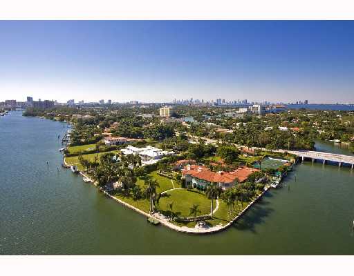 Aerial View of Miami Beach Luxury Waterfront Home