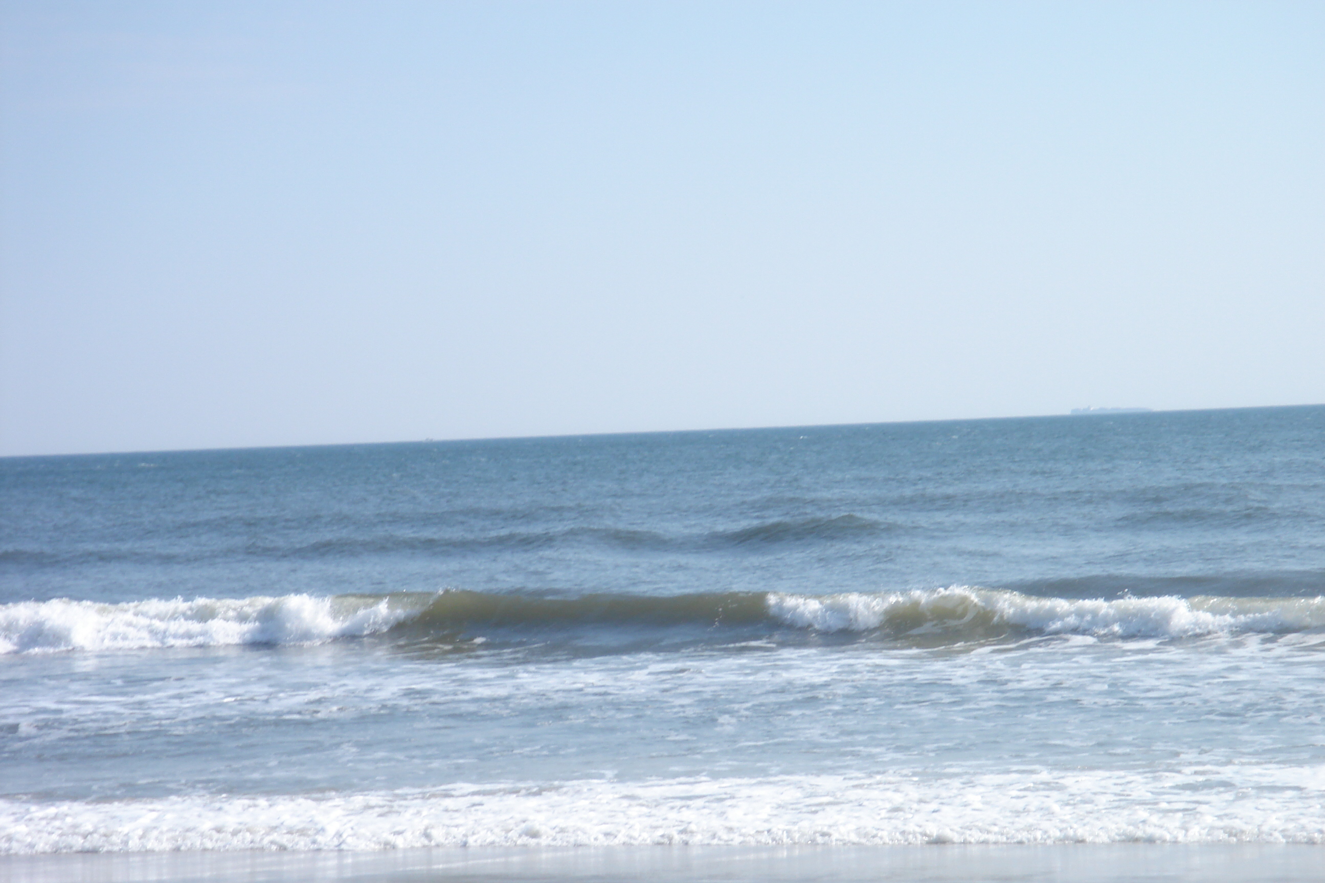 Waves in Long Beach