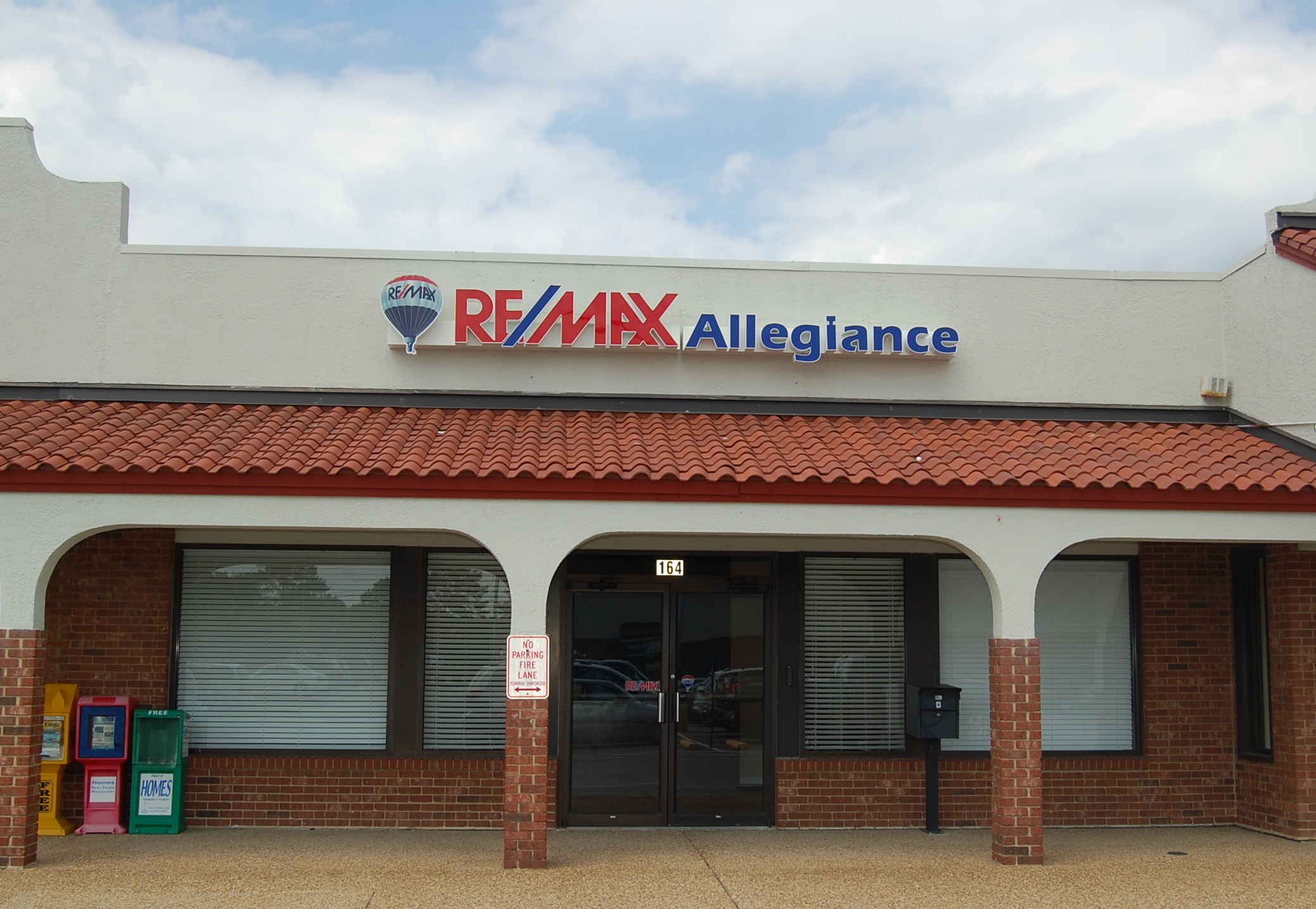 RE/MAX Allegiance @ Loehmann's Plaza