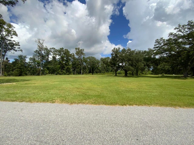 6828 Ethel Post Office Road, Meggett, SC, 29449 United States