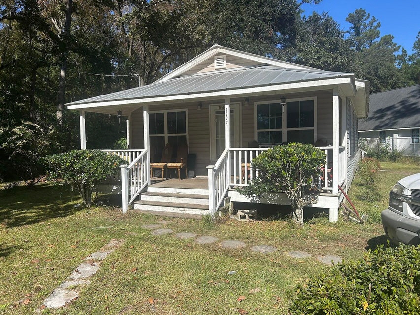 7952 Savannah Highway, Adams Run, SC, 29426 United States
