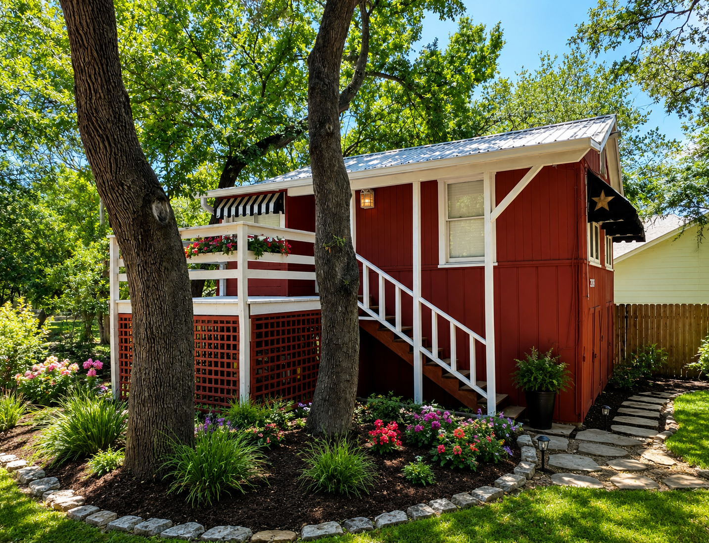The Treehouse Garage Apartment, San Marcos, TX, 78666 United States