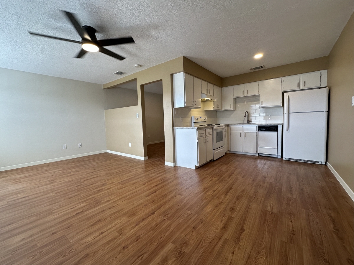 1409 N. Bishop [1-8-9-10], San Marcos, TX, 78666 United States