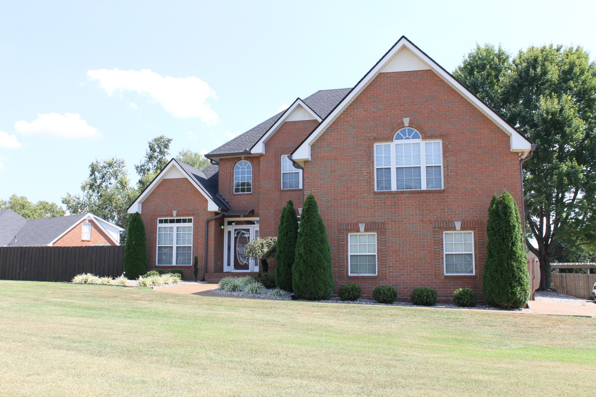 312 Cherry Ln,, White House, TN, 37188 United States