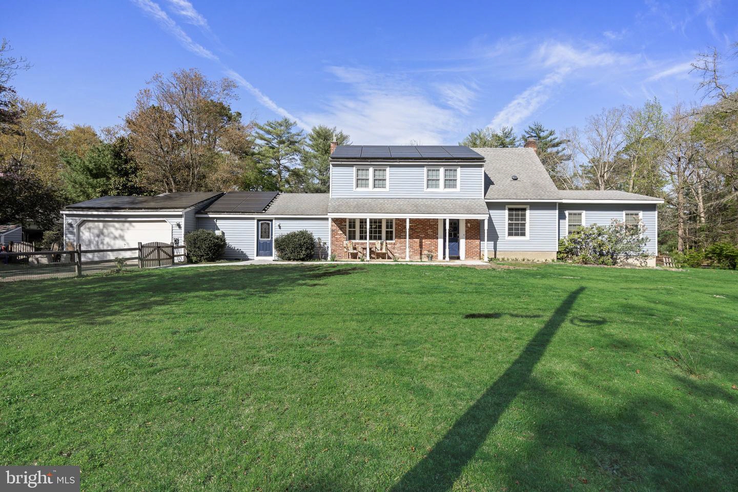 2 Holly Dr, Medford, NJ, 08055 United States