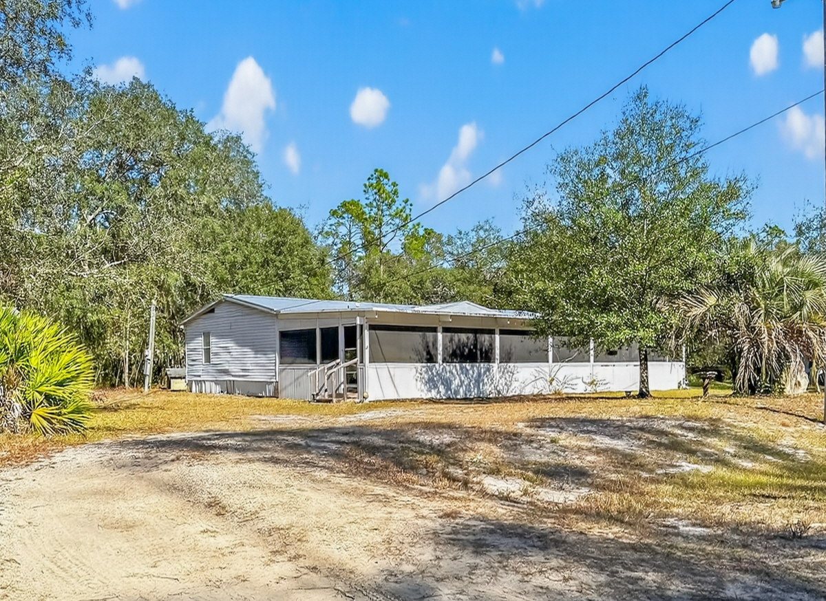 142 Garcia Street, Interlachen, FL, 32148 United States