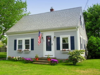 10 Trenton Street, West Yarmouth, MA, 02673 United States