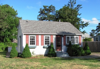 39 Uncle Rolf Road, Dennisport, MA, 02639