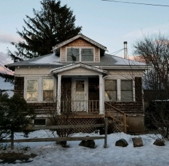 64 Ridgewood Avenue, Hyannis, MA, 02601 United States