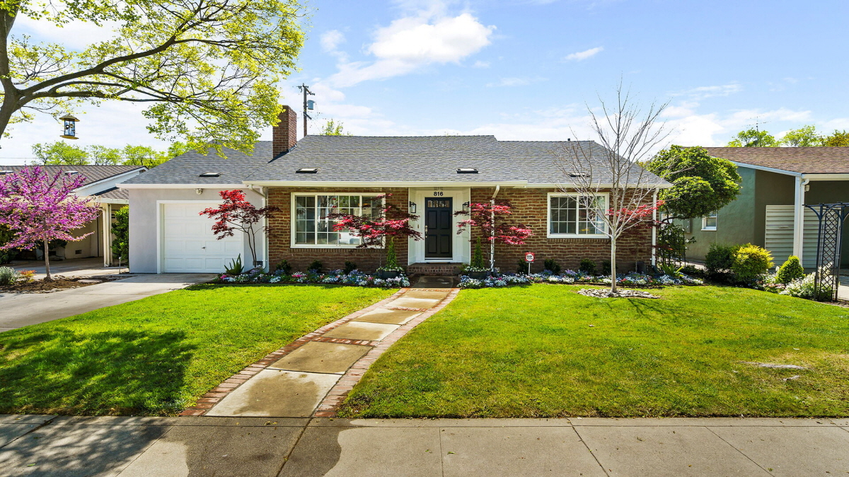816 W Mendocino Ave 824 W Mariposa Ave, Stockton, CA, 95204 United States