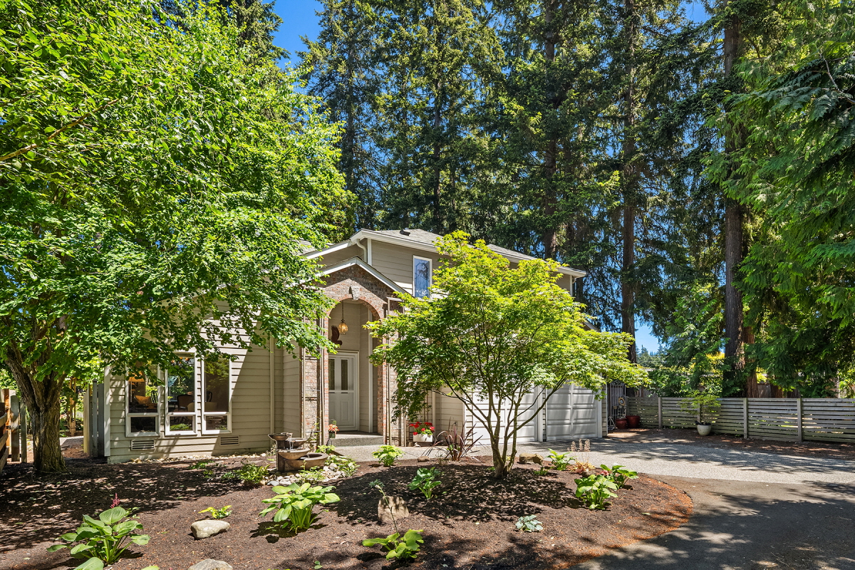 647 Edmonds Way, Edmonds, WA, 98020 United States