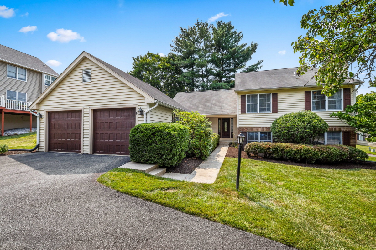 4 Huntress Ct, Lutherville Timonium, MD, 21093 United States