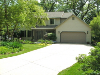807 Lake Shore Dr, Beaver Dam, WI, 53916-1435