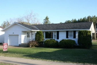239 Crestview Lane, Nekoosa, WI, 54457
