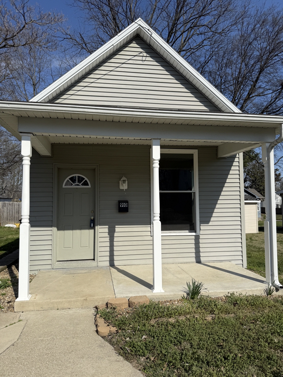 910 Mulberry, Mount Vernon, IN, 47620 United States