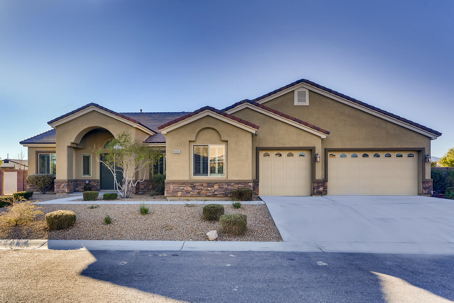8390 Helena Avenue, Las Vegas, NV, 89129 United States