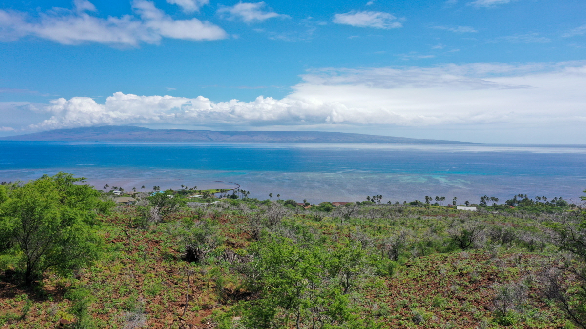 303 Makanui Road, Kaunakakai, HI, 96748 United States
