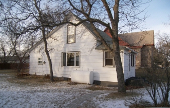 14 First Street NW, Dunseith, ND
