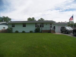 200 4th St E, Westhope, ND, 58318
