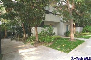 353 S. Marengo Ave #5, Pasadena, CA, 91101 Canada