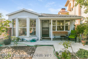 10411 Commerce Ave, Tujunga, CA, 91042 Canada