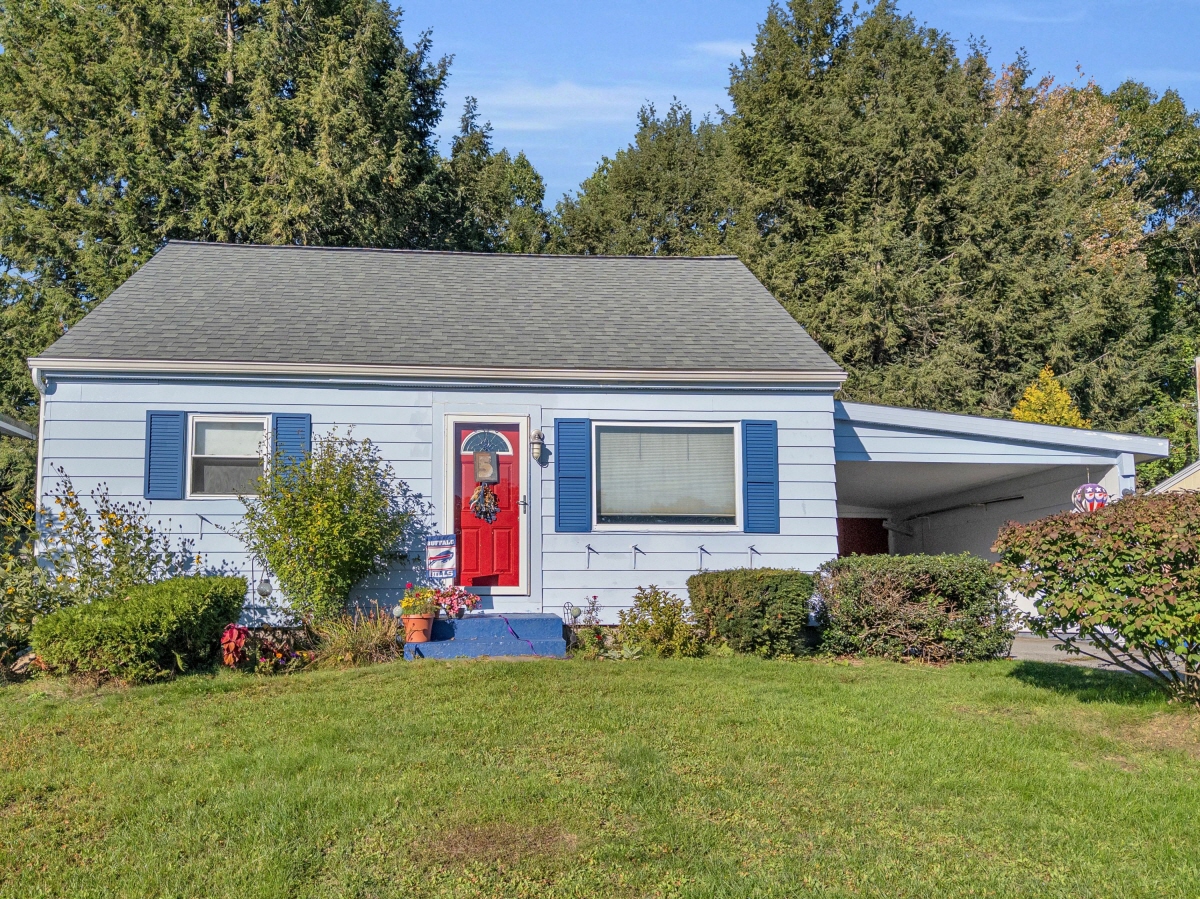 5 Greenway North, Queensbury, NY, 12804 United States