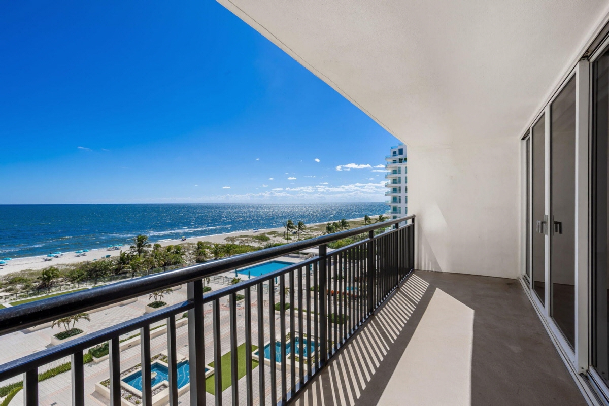 6E 2000 S. Ocean Blvd., Boca Raton, FL, 33432 United States
