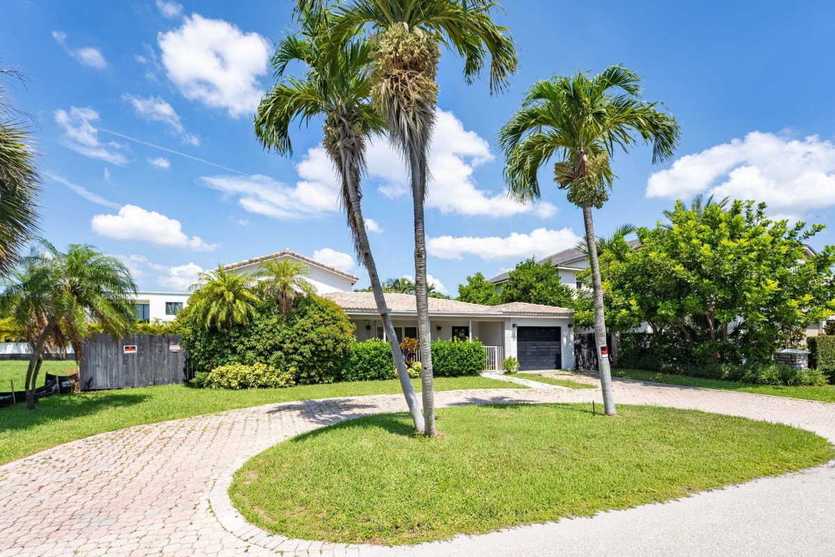 299 Wavecrest Court, Boca Raton, FL, 33432 United States