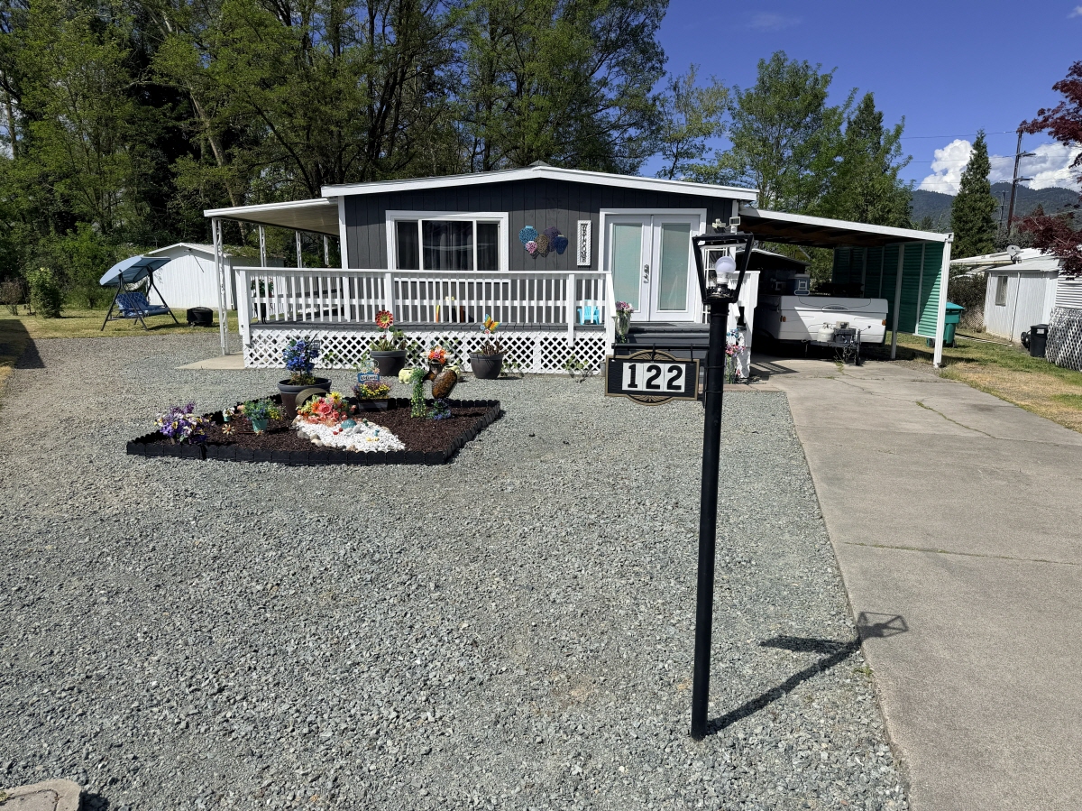 122 Parkdale Circle, Grants Pass, OR, 97527 United States