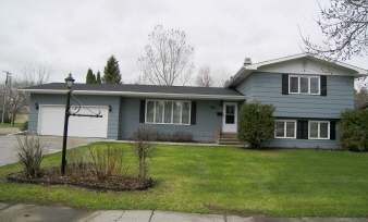 710 Kersten Street, Bottineau, ND