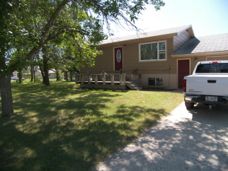 703 Main Street, Rolette, ND, 58367