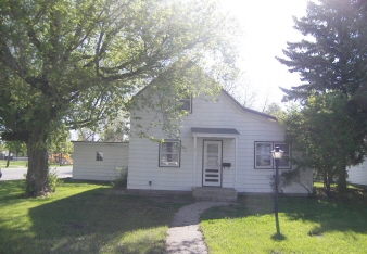 401 Brander Street, Bottineau, ND, 58318