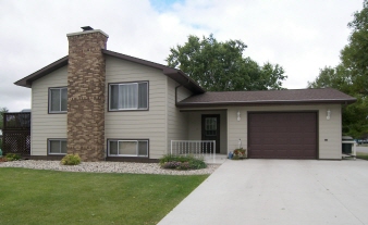510 Vinje Street, Bottineau, ND