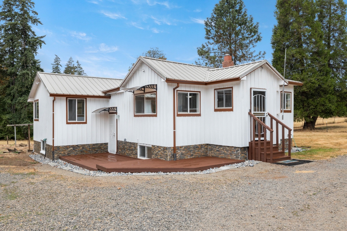 35300 SE Gunderson Rd., Sandy, OR, 97055 United States